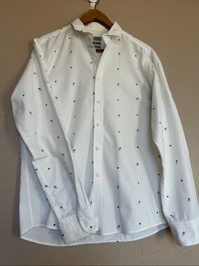 TWN Turkish White Men's Button-Up Shirt with Blue Tennis Rackets & Tennis Balls.
